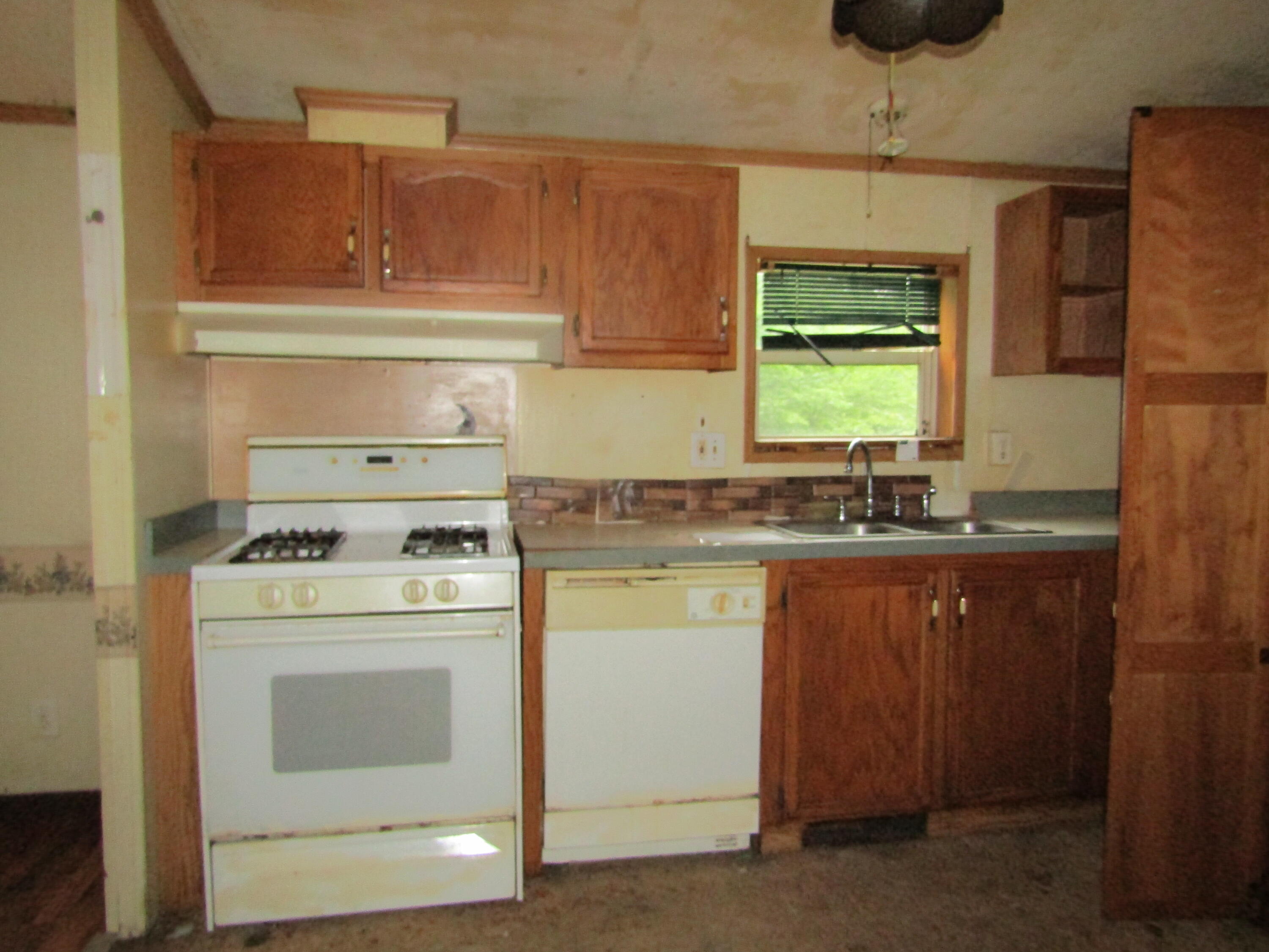 60 South Tamworth Road Otisfield, ME 04270 - Photo 4 of 20 IMG_6204