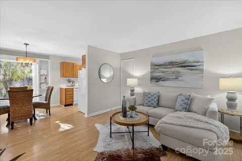 $325,000 | 430 Queens Road, Unit 311, Charlotte, NC 28207
