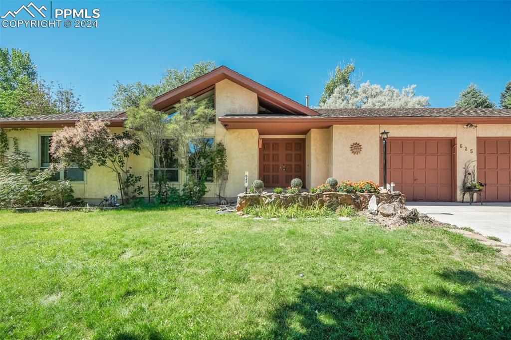 625 Golden Hills Road Colorado Springs, CO 80919 - Photo 6 of 50