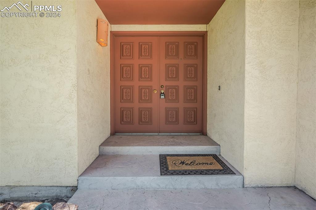 625 Golden Hills Road Colorado Springs, CO 80919 - Photo 8 of 50