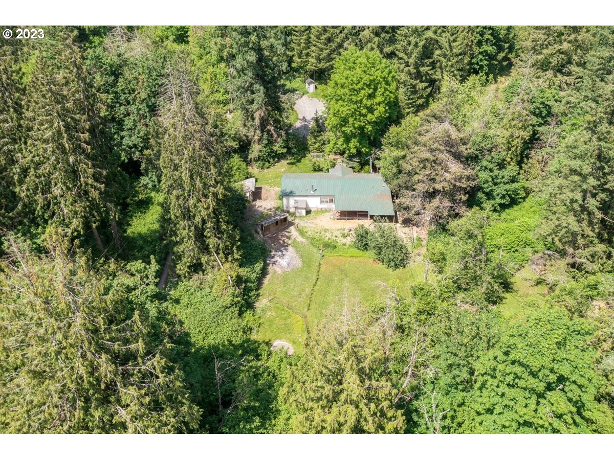 15144 South Graves Road Mulino, OR 97042 - Photo 1 of 28 Gallery Image 1
