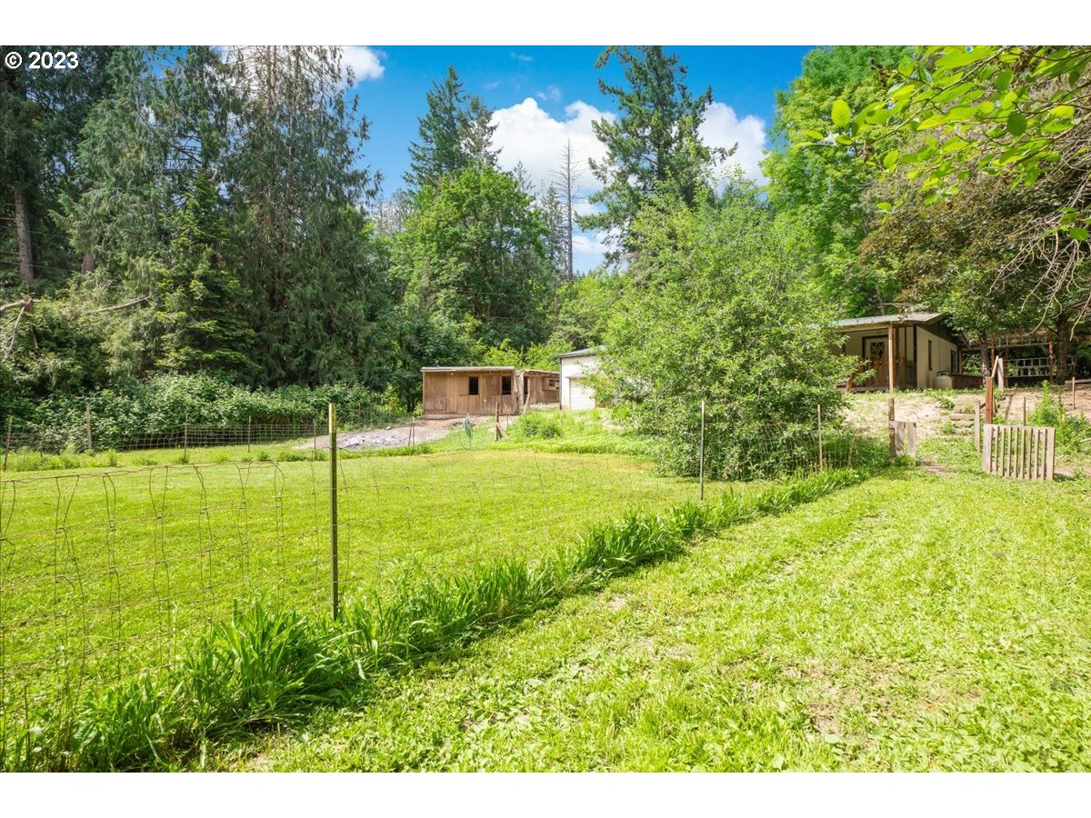 15144 South Graves Road Mulino, OR 97042 - Photo 17 of 28 Gallery Image 17