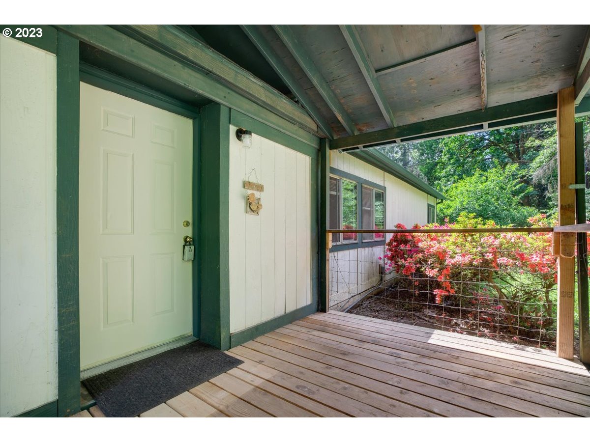 15144 South Graves Road Mulino, OR 97042 - Photo 2 of 28 Gallery Image 2