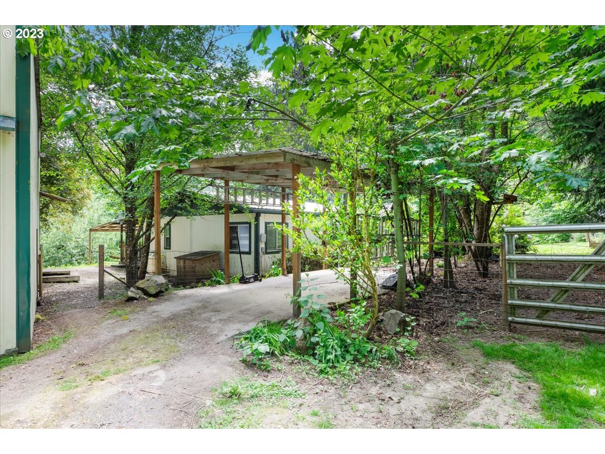 15144 South Graves Road Mulino, OR 97042 - Photo 22 of 28 Gallery Image 22