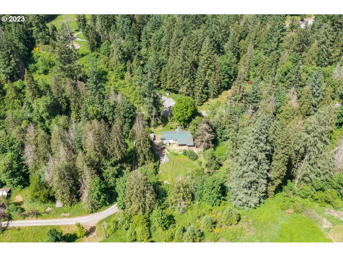 15144 South Graves Road Mulino, OR 97042 - Photo 27 of 28 Gallery Image 27