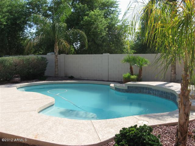 2839 South Martingale Road Gilbert, AZ 85295 - Photo 2 of 13 Pool (Small)