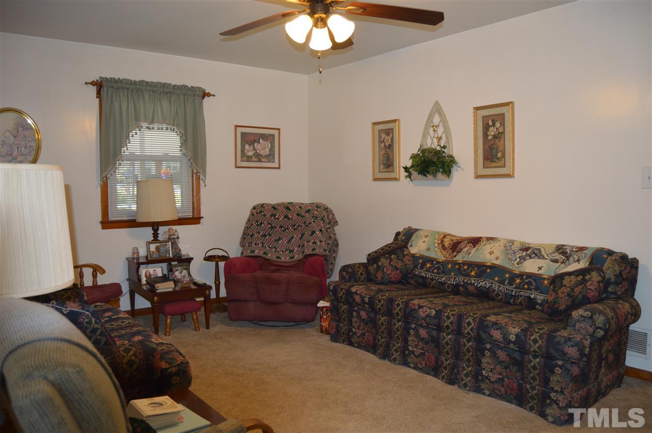 301 Grovemont Road Raleigh, NC 27603 - Photo 7 of 19