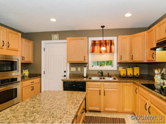 9 Pineview Road Fairview, NC 28730 - Photo 15 of 24 Gallery Image 15