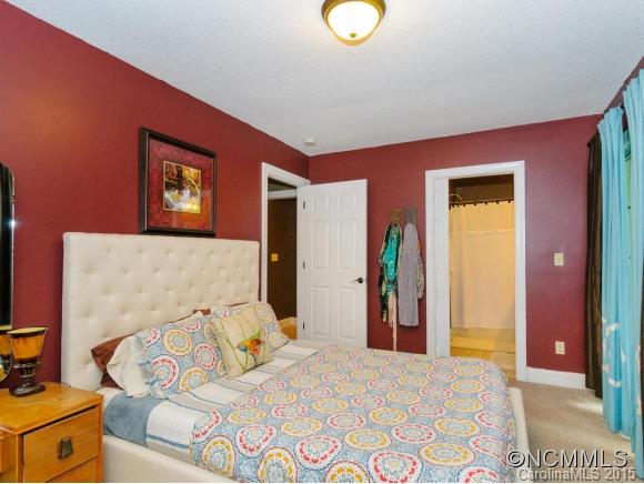 9 Pineview Road Fairview, NC 28730 - Photo 16 of 24 Gallery Image 16