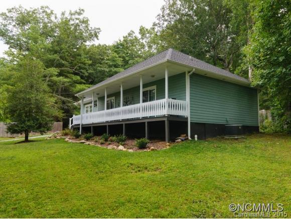 9 Pineview Road Fairview, NC 28730 - Photo 3 of 24 Gallery Image 3