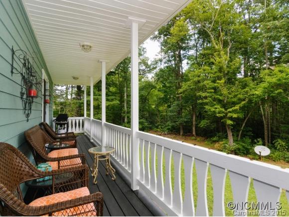 9 Pineview Road Fairview, NC 28730 - Photo 4 of 24 Gallery Image 4