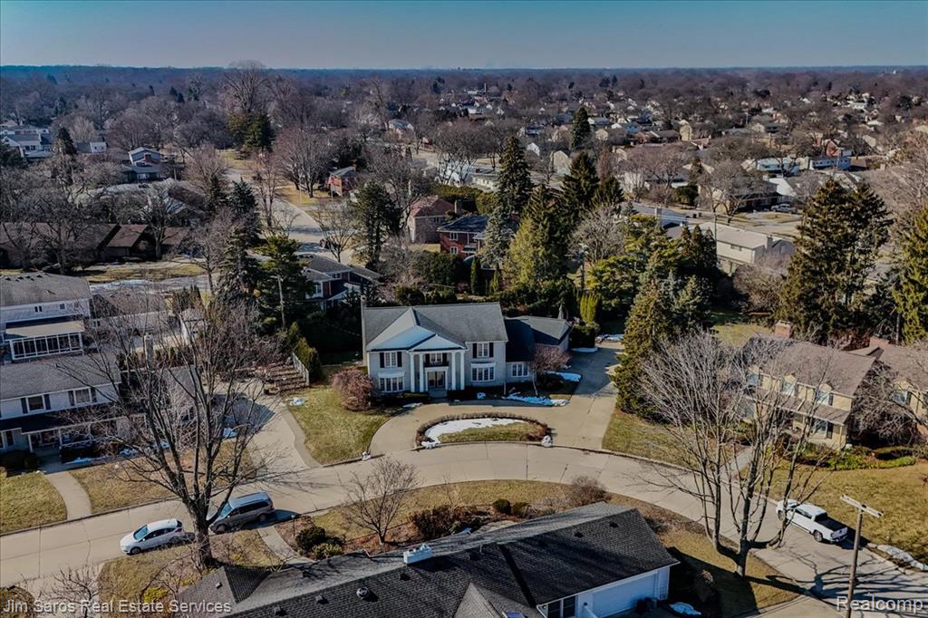 75 South Duval Road Grosse Pointe Shores, MI 48236 - Photo 3 of 50
