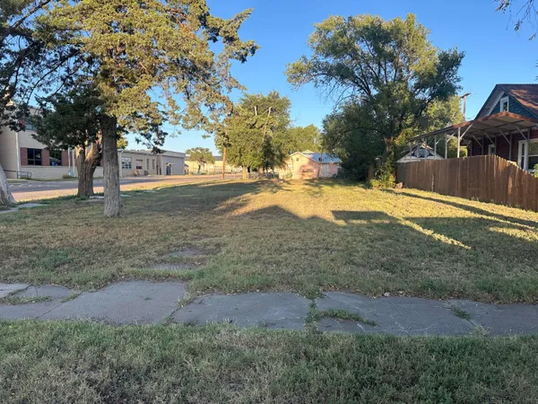$25,000 | 901 Oak Avenue, Dalhart, TX 79022