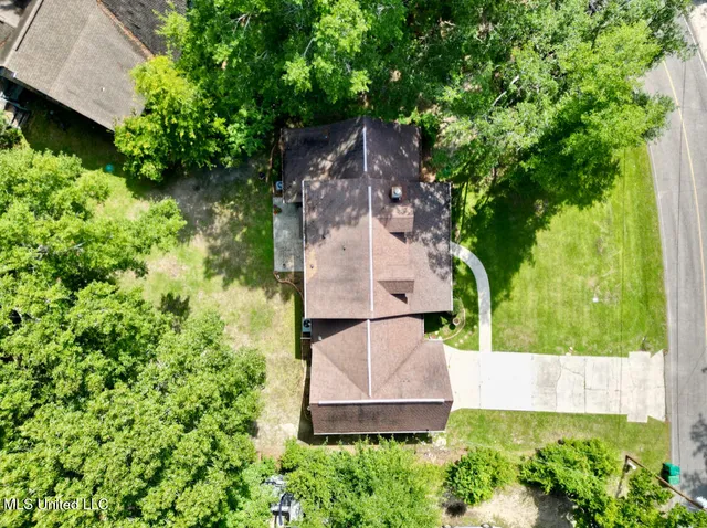 $312,000 | 508 West Lakeshore Drive, Carriere, MS 39426