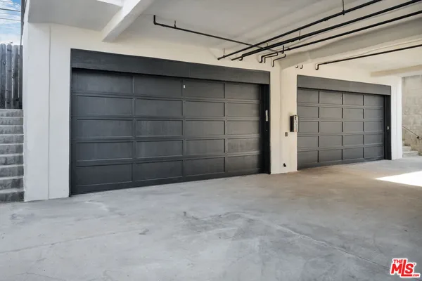 $699,000 | 4144 Duquesne Avenue, Unit 1A, Culver City, CA 90232