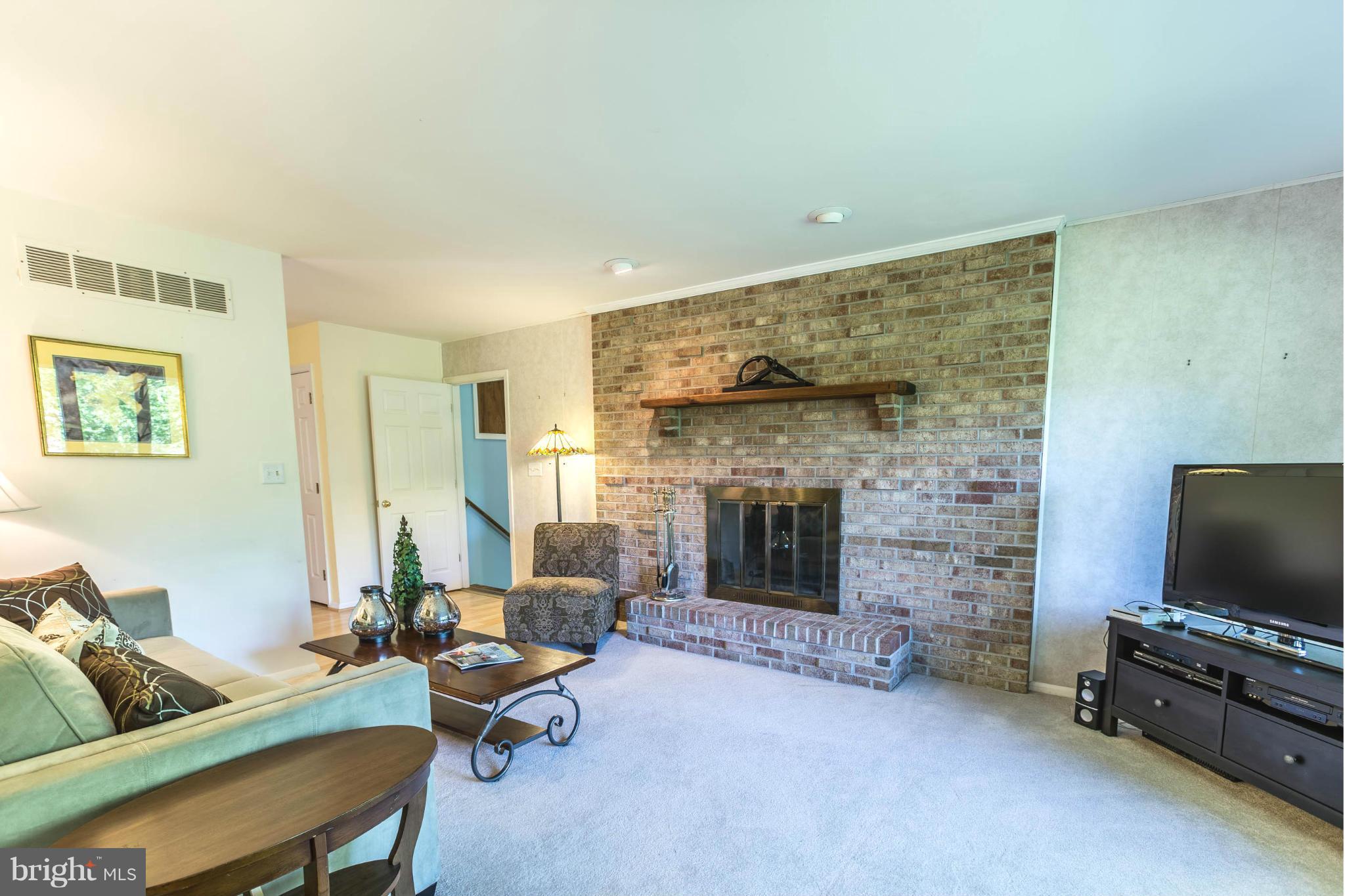 3951 London Bridge Road Finksburg, MD 21048 - Photo 12 of 27 Family Room