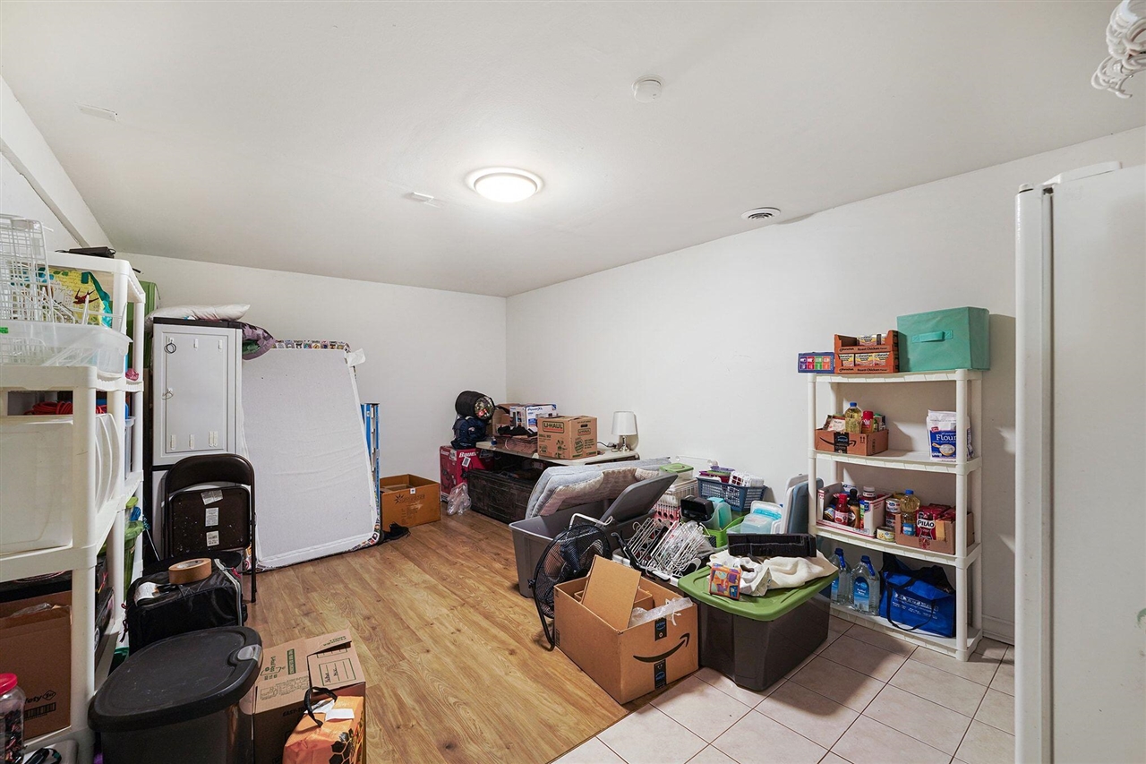 24213 Broadview Street Farmington Hills, MI 48336 - Photo 32 of 39