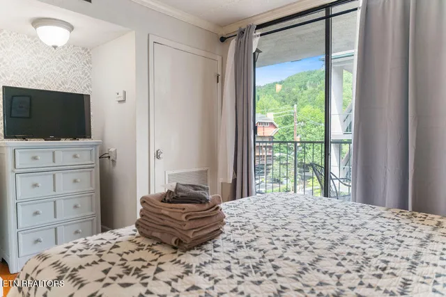 $282,499 | 685 River Road, Unit 314, Gatlinburg, TN 37738