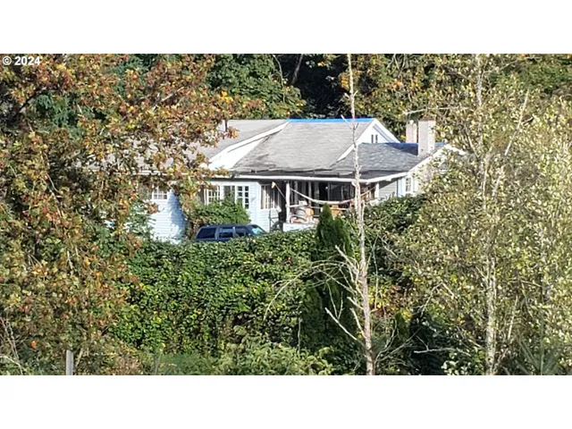 $750,000 | 21145 Southeast Tillstrom Road, Damascus, OR 97089