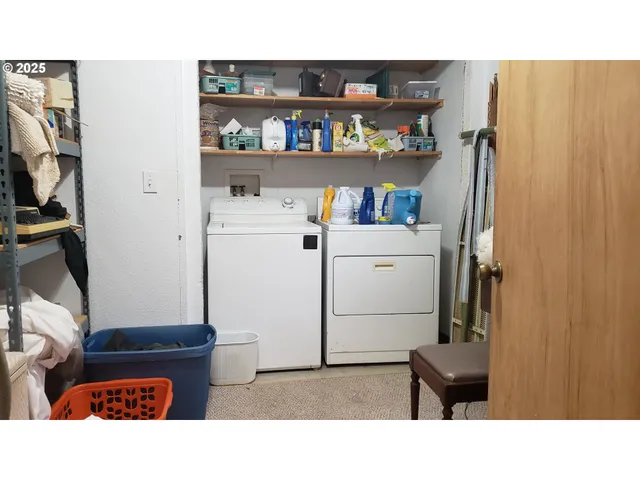 $750,000 | 21145 Southeast Tillstrom Road, Damascus, OR 97089