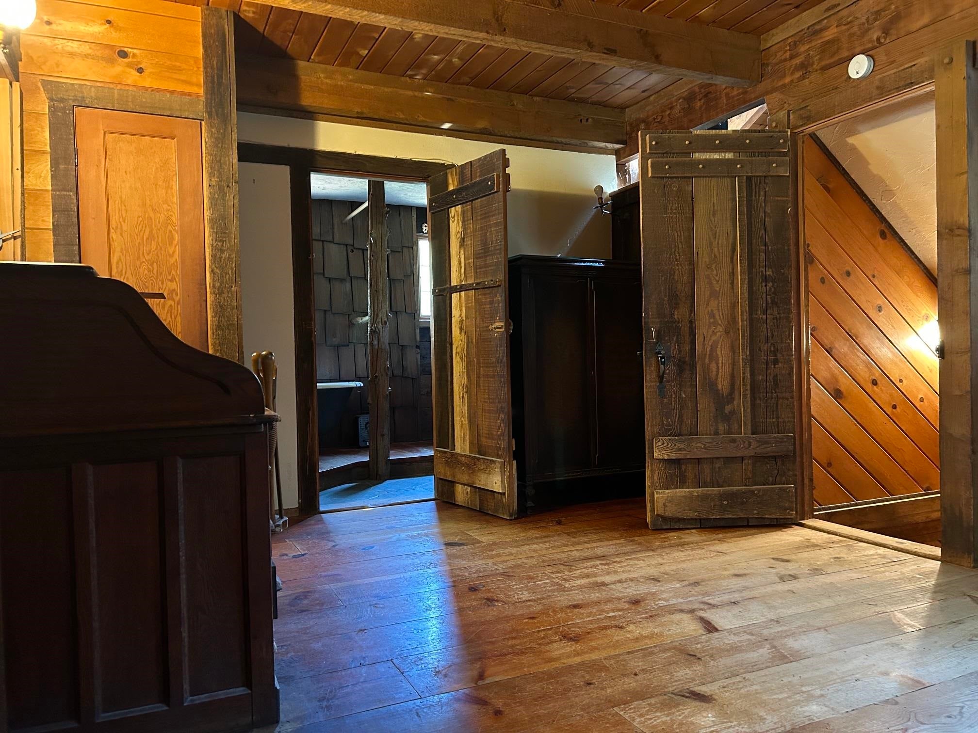 1404 South Shasta Ranch Road Mount Shasta, CA 96067 - Photo 19 of 48 Gallery Image 19