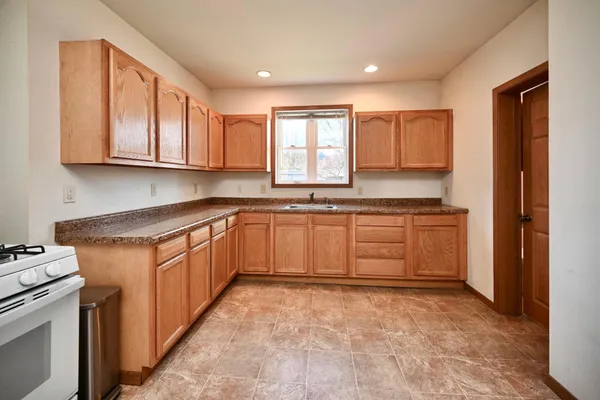 $255,000 | 476 Main Street, Winona, MN 55987