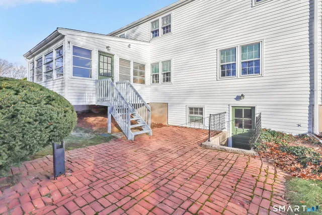 $549,000 | 83 Apple Hill, Wethersfield, CT 06109