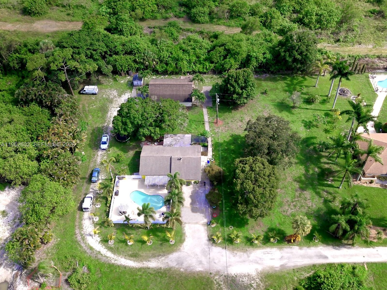 10646 Barn Road Lake Worth, FL 33449 - Photo 2 of 35