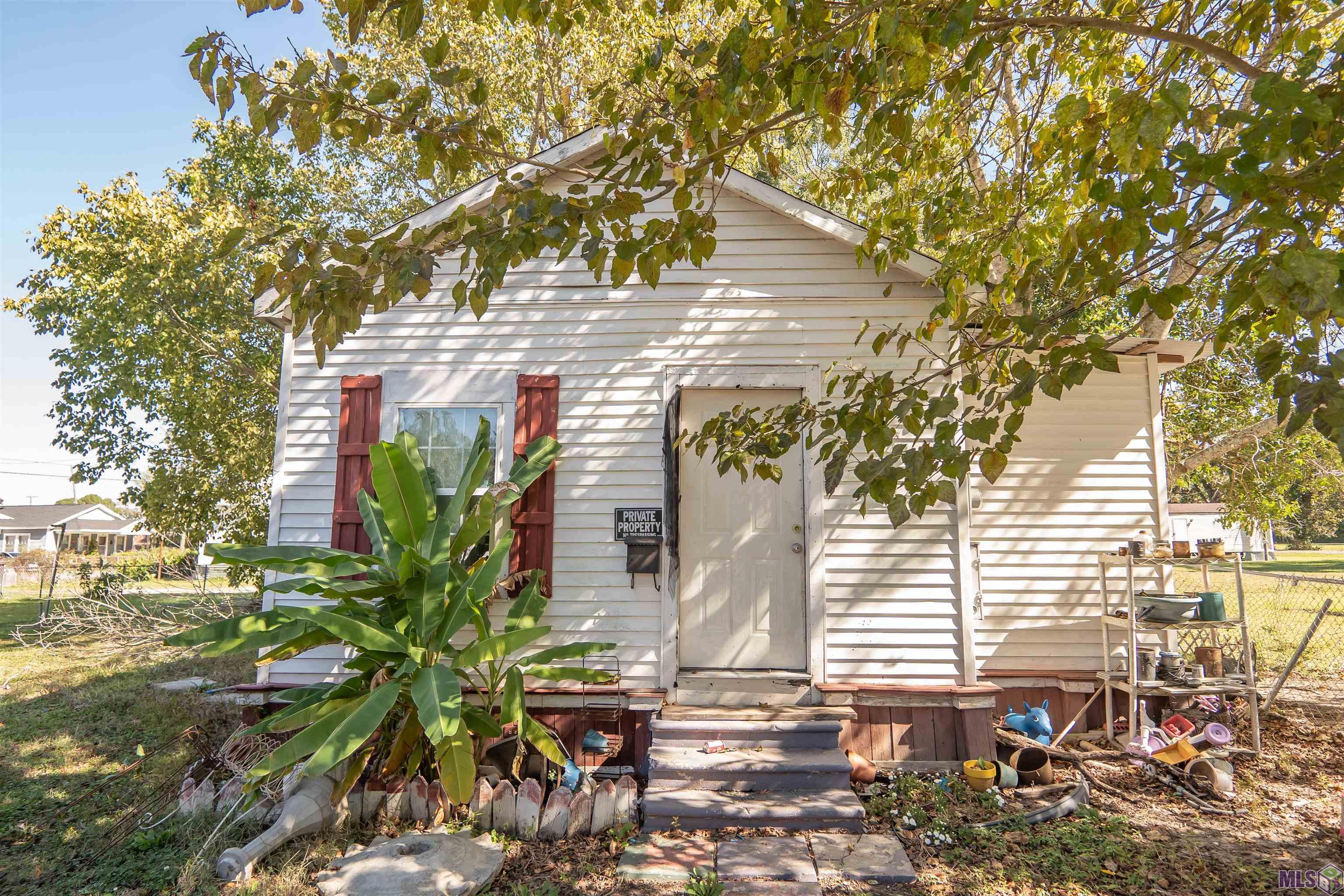 904 Crescent Street Breaux Bridge, LA 70517 - Photo 1 of 5