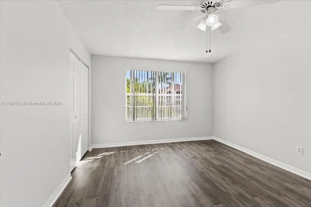 $2,050 | 5520 Northwest 61st Street, Unit 213, Coconut Creek, FL 33073