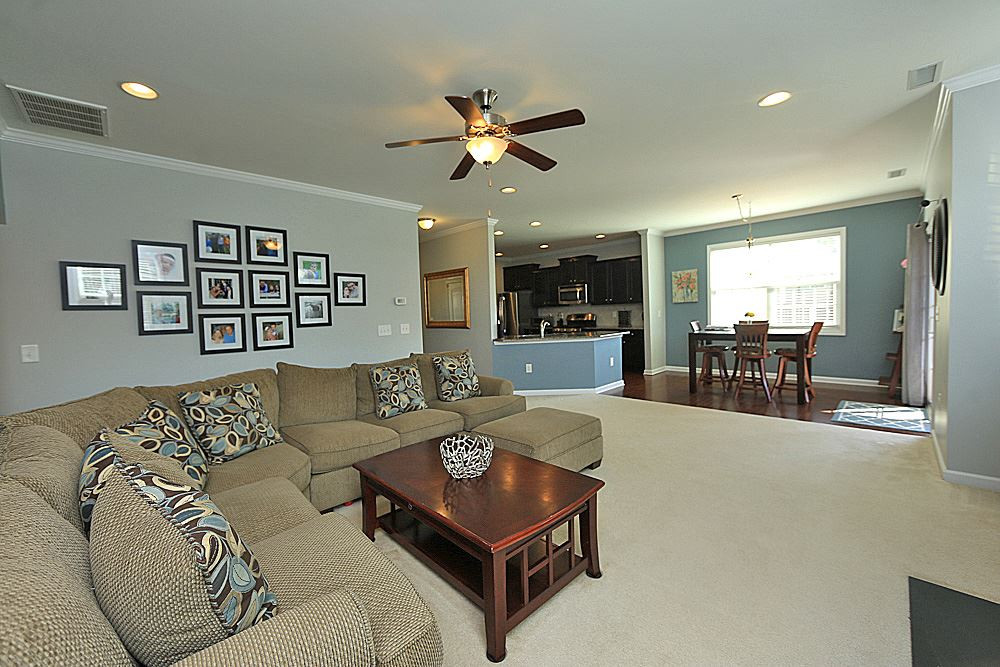 7 Hidden Ridge Court Durham, NC 27707 - Photo 8 of 25 Den/Family/Great Room