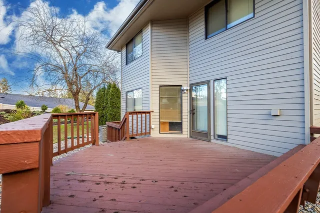 $380,000 | 726 West Briar Cliff Court, Spokane, WA 99218