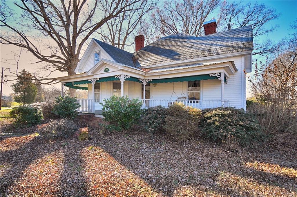 1605 Ridge Road Lexington, NC 27295 - Photo 3 of 49 Gallery Image 3