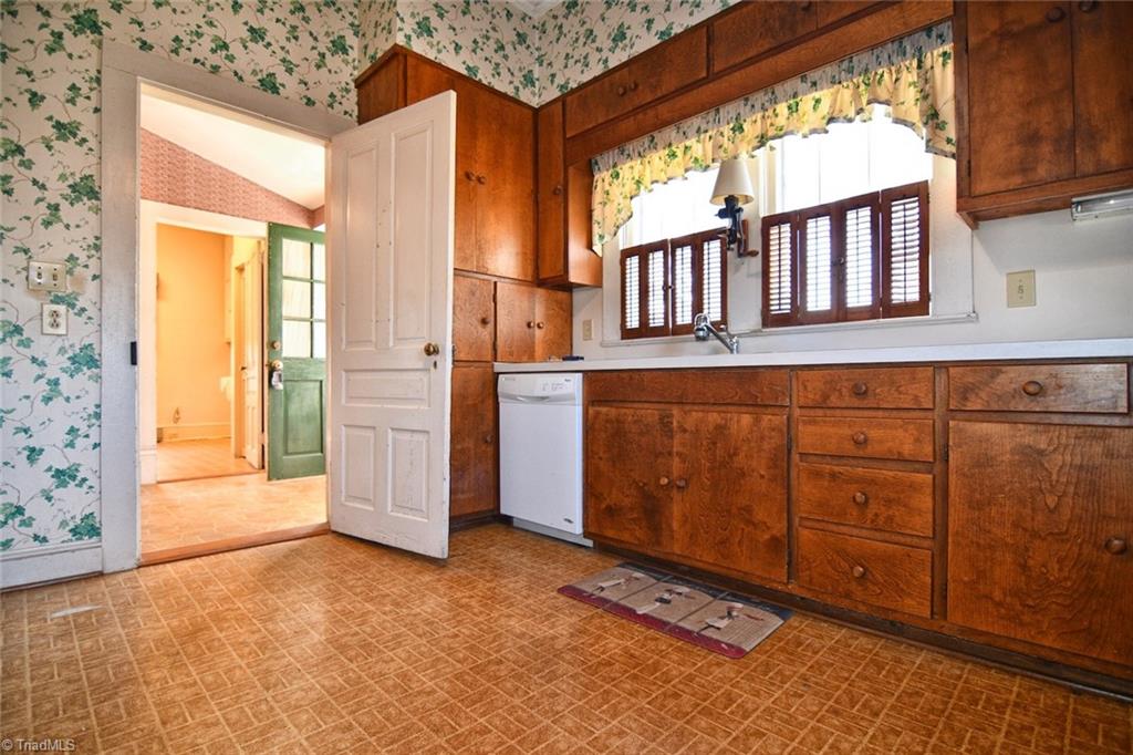 1605 Ridge Road Lexington, NC 27295 - Photo 33 of 49 Gallery Image 33