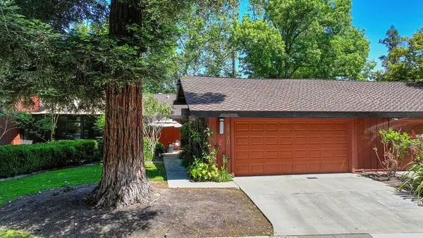 $905,000 | 44710 Garden Court, El Macero, CA 95618