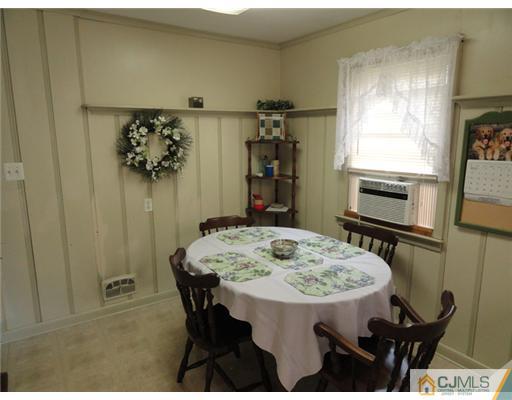 416 Calvert Road North Brunswick, NJ 08902 - Photo 7 of 14 Gallery Image 7