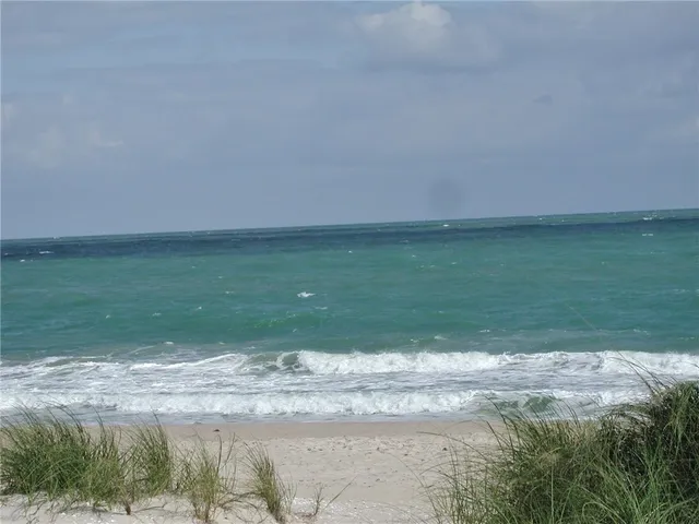 $2,150 | 5855 22nd Street, Vero Beach, FL 32966