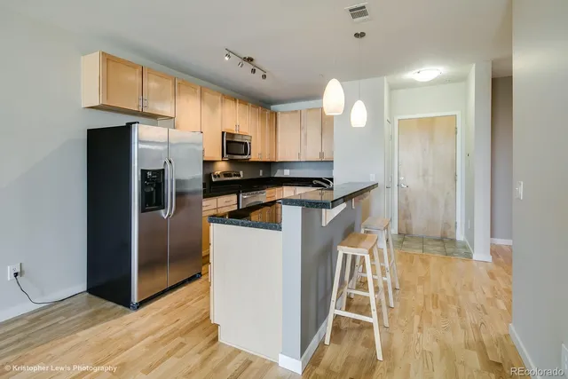 $2,350 | 3101 Blake Street, Unit 308, Denver, CO 80205