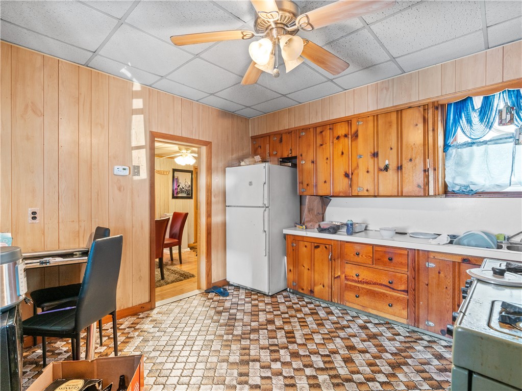 154 Summit Street Pawtucket, RI 02860 - Photo 7 of 25 Gallery Image 7