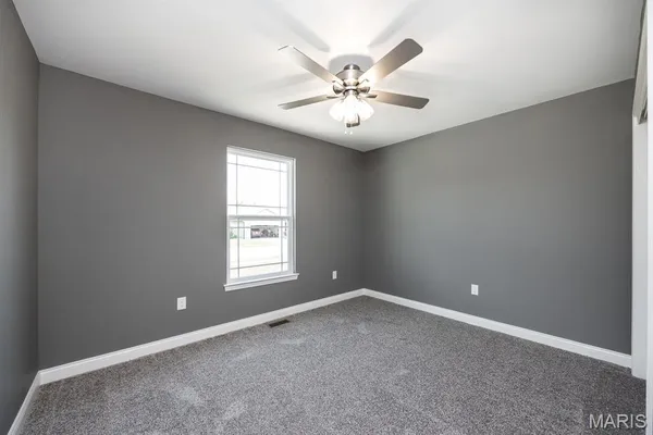 $378,100 | 405 Acorn Way, Lebanon, IL 62254