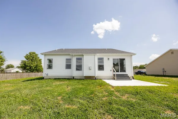 $378,100 | 405 Acorn Way, Lebanon, IL 62254