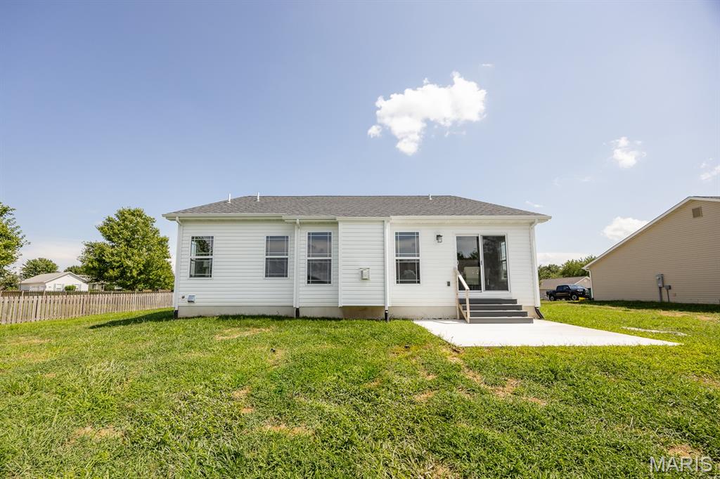 405 Acorn Way Lebanon, IL 62254 - Photo 24 of 25