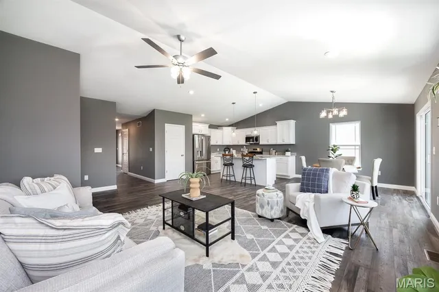 $379,900 | 405 Acorn Way, Lebanon, IL 62254