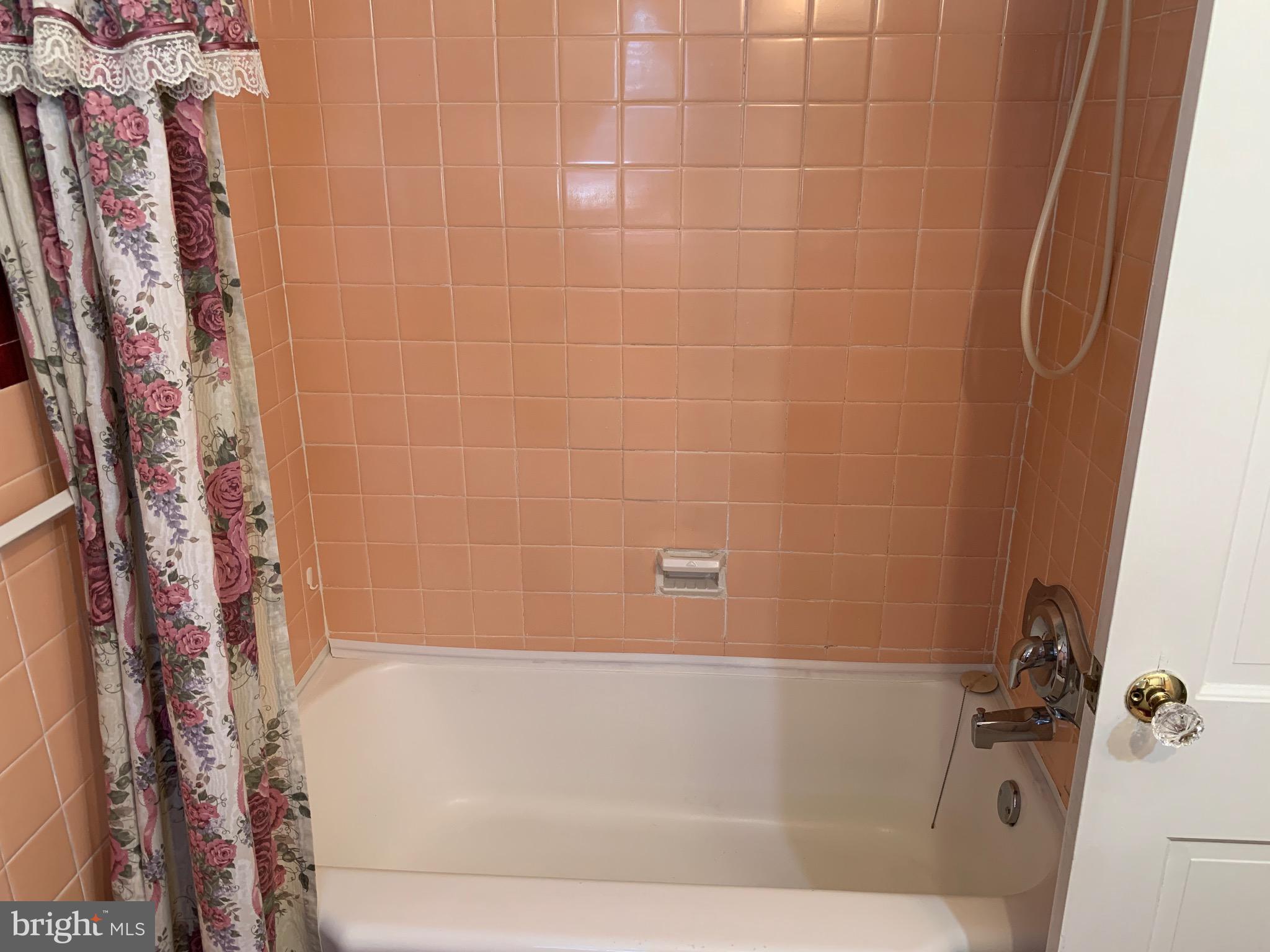 640 Laurel Road Springfield, PA 19064 - Photo 18 of 30 a bathroom with a shower