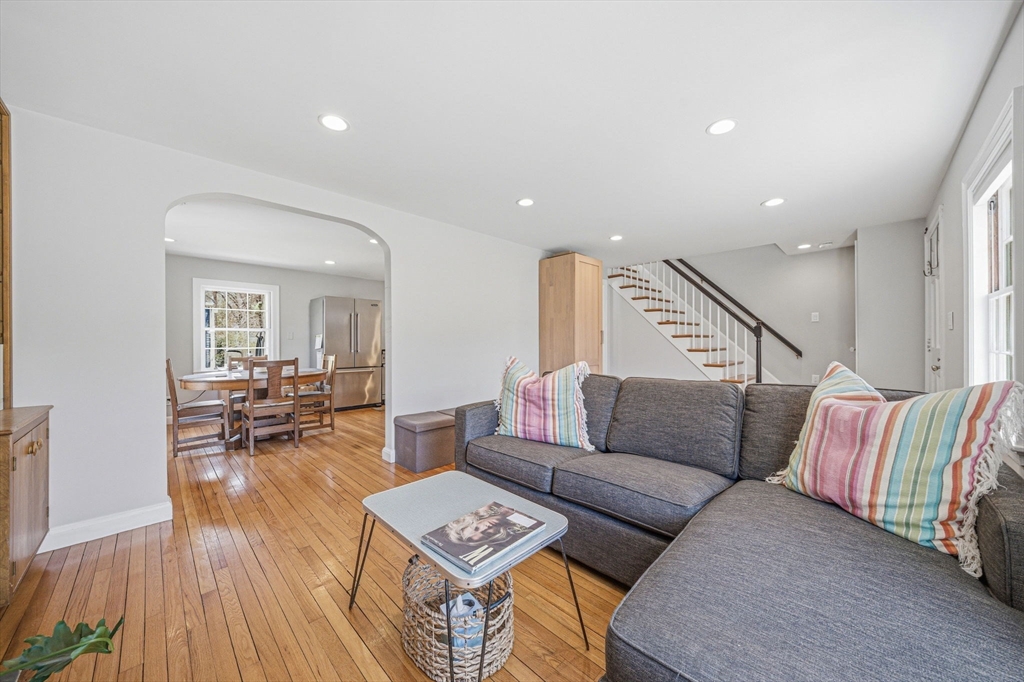 28 Lilly Lane Dedham, MA 02026 - Photo 5 of 24