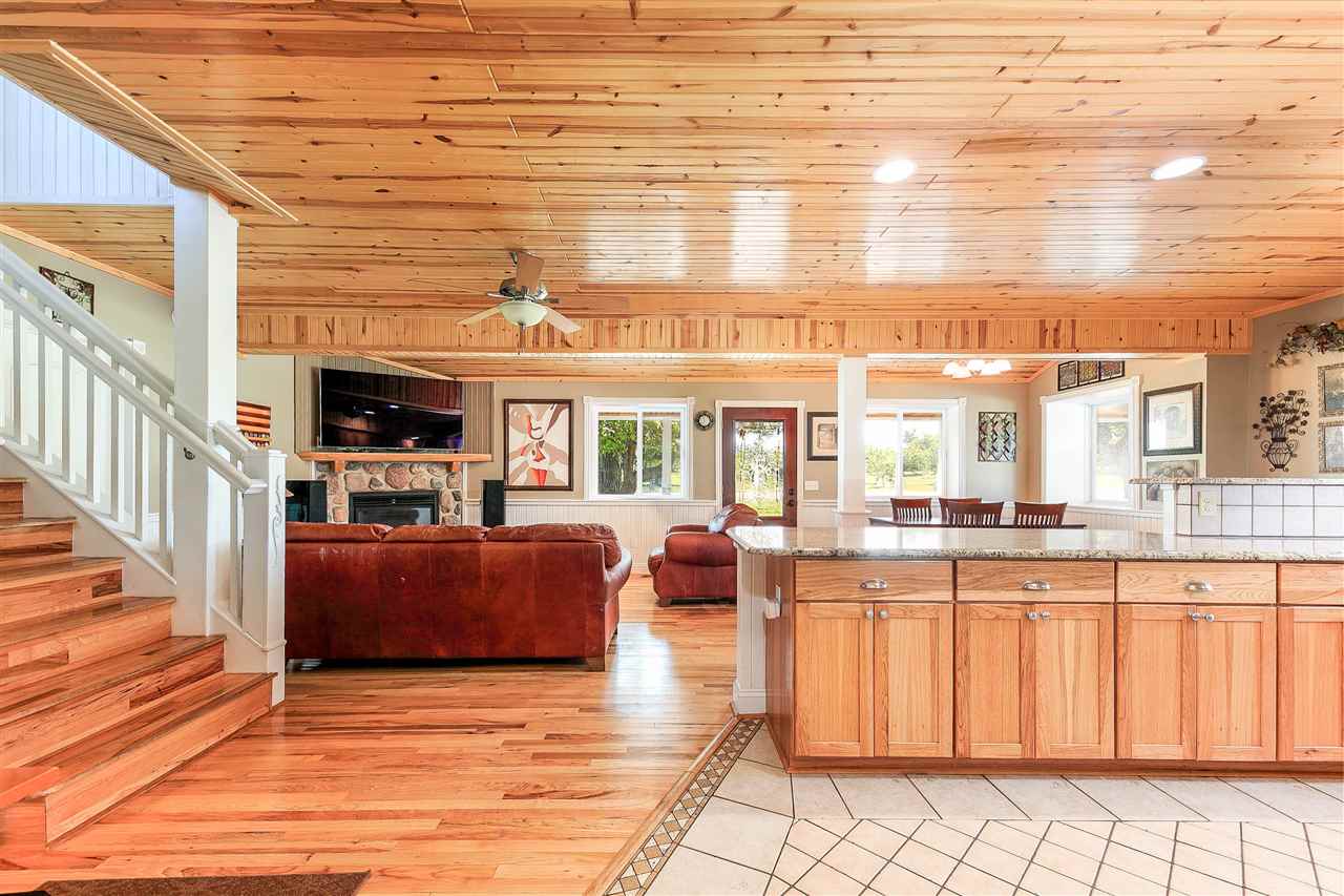 12527 Center Road Traverse City, MI 49686 - Photo 8 of 40 1876273-7.JPG