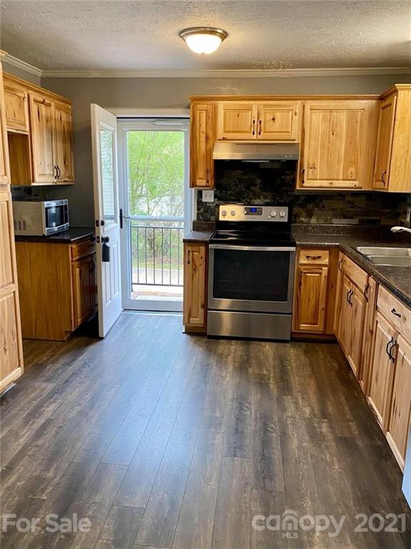 3319 Linwood Road Gastonia, NC 28052 - Photo 3 of 23 Gallery Image 3