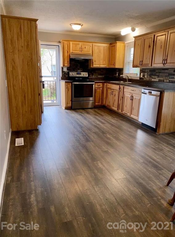 3319 Linwood Road Gastonia, NC 28052 - Photo 4 of 23 Gallery Image 4