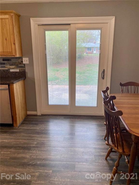 3319 Linwood Road Gastonia, NC 28052 - Photo 5 of 23 Gallery Image 5