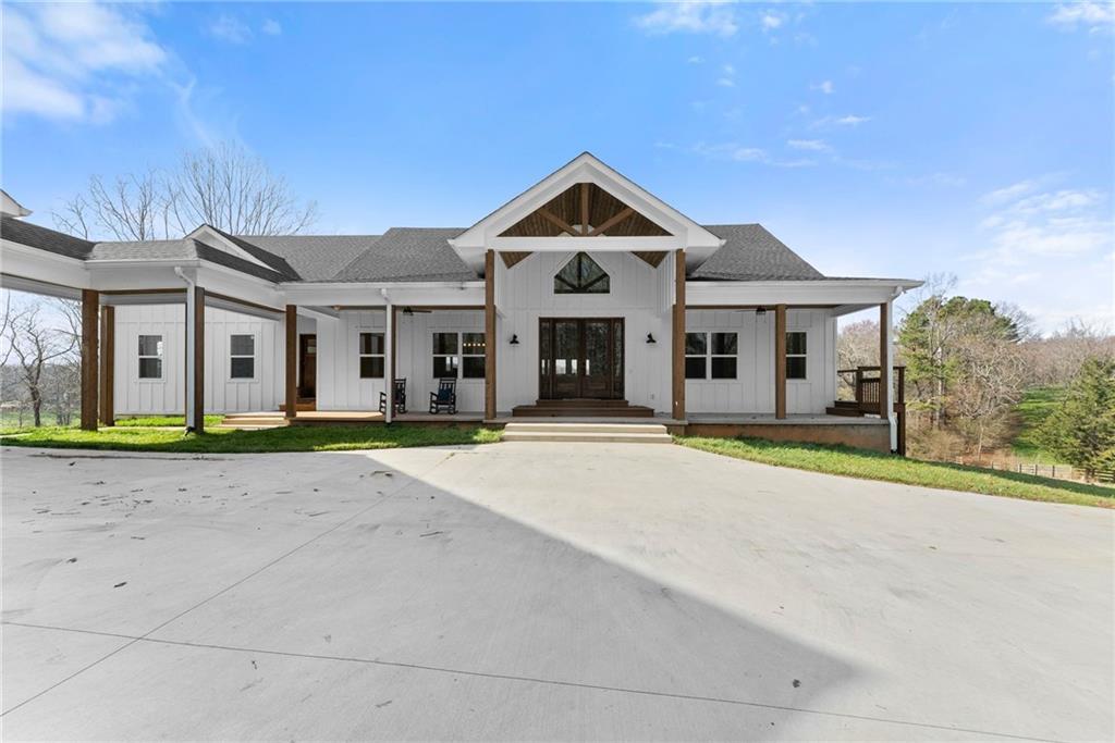 201 Fred Pitts Road Demorest, GA 30535 - Photo 8 of 55 a front view of a house with a yard